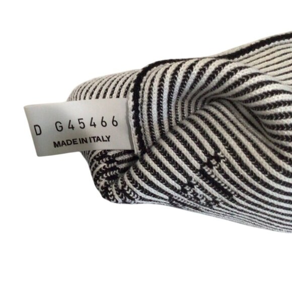 Chanel Ribbed Leg Warmers in Black - Picture 6 of 6
